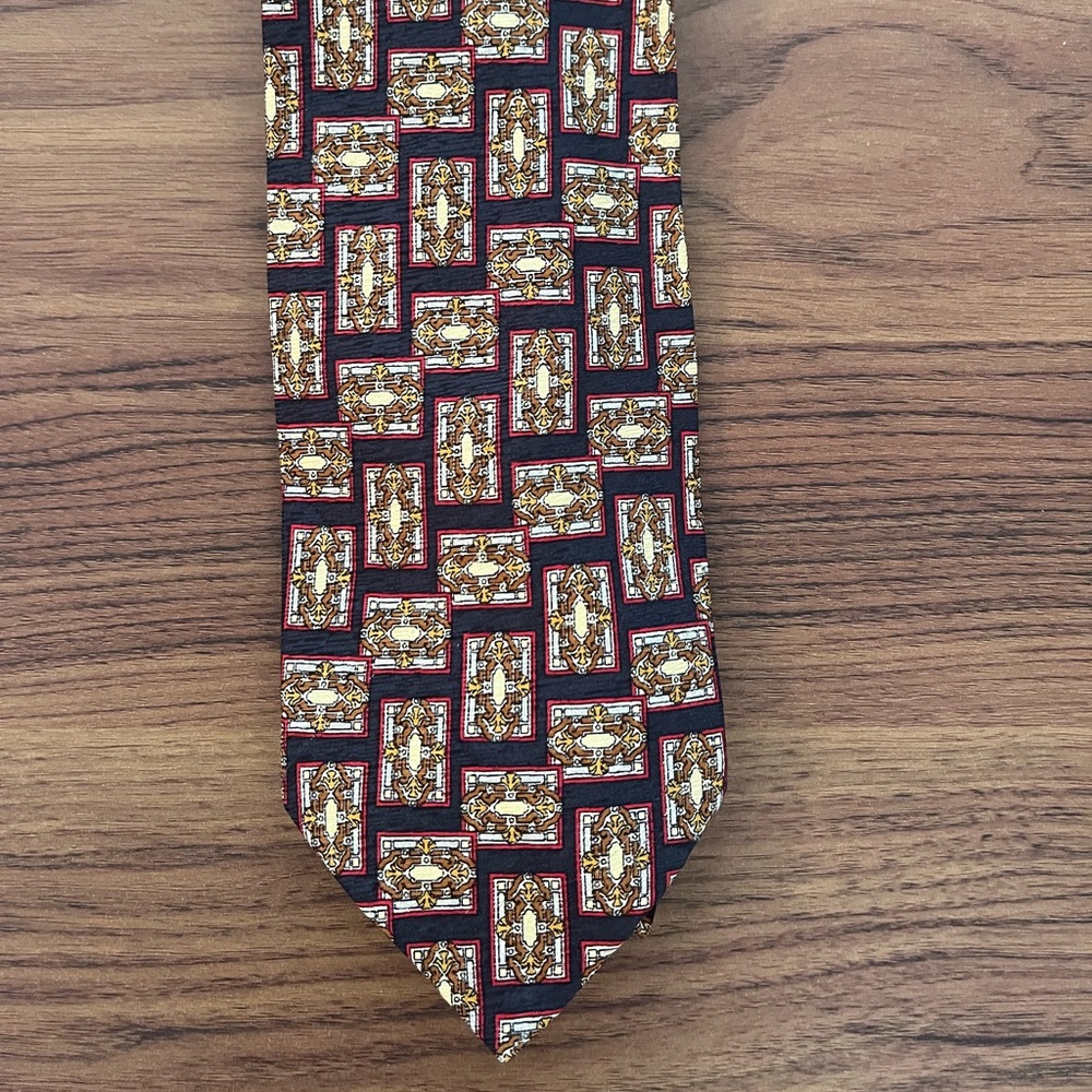 Vintage Valentino 100% silk tie